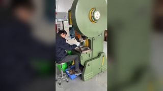 Как производятся чипсы для удаления накипи из родниковой воды Brisk